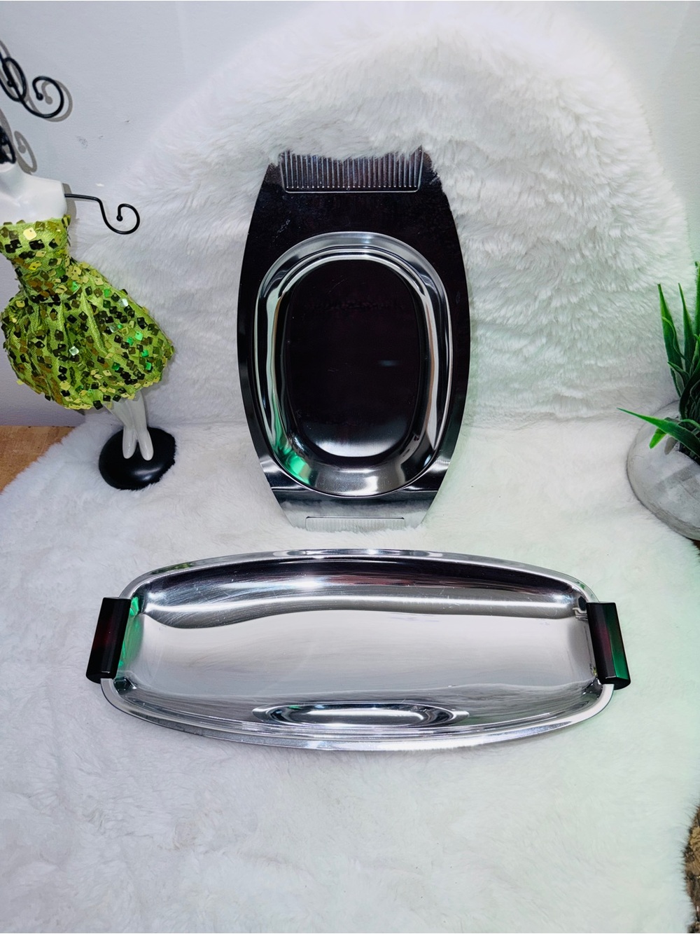 Set of Chrome Serving Tray w/ Burgundy Handles & Chromex 12x6” Serving Dish 🔥